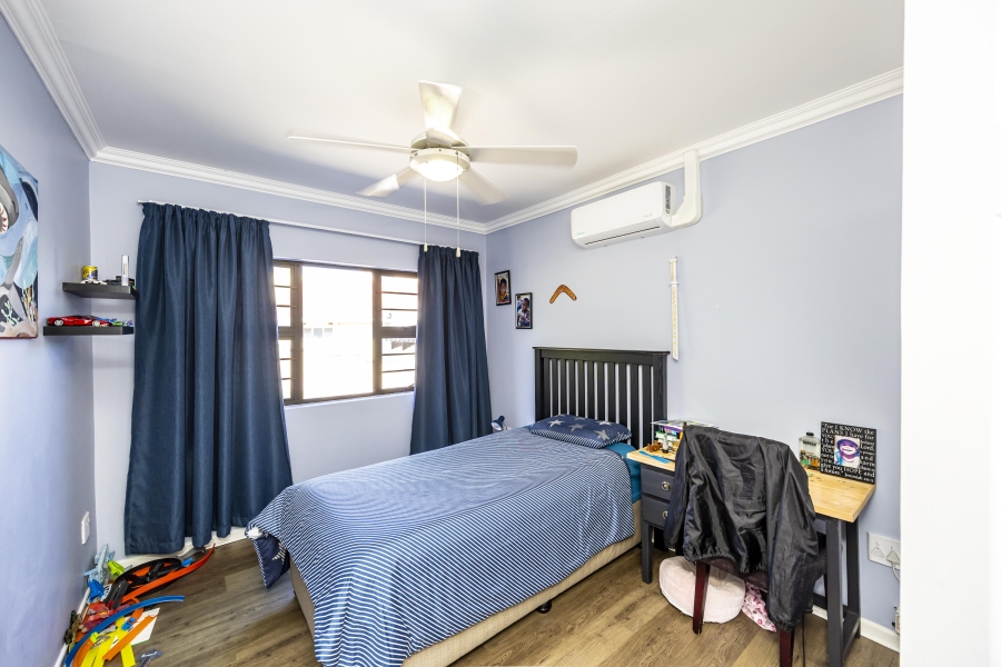 5 Bedroom Property for Sale in Beacon Bay Eastern Cape